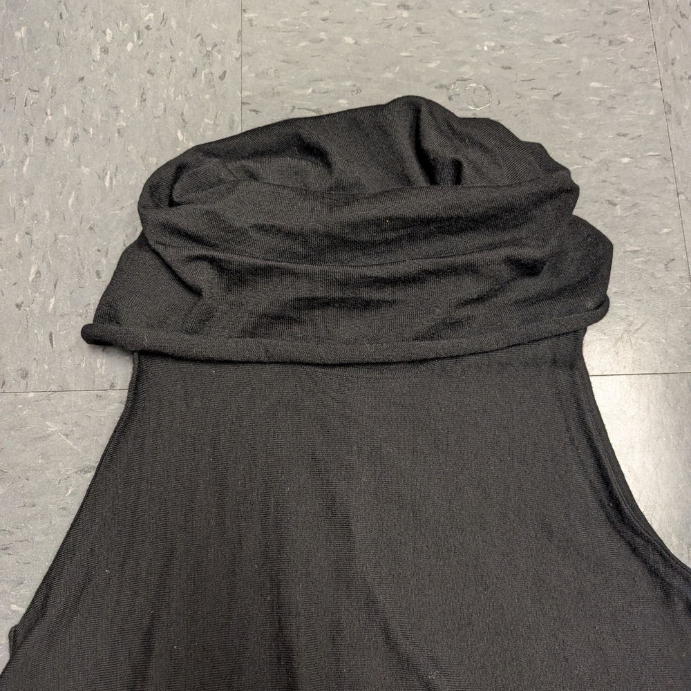 Alice + Olivia Black Knit Top - Picture 3 of 5